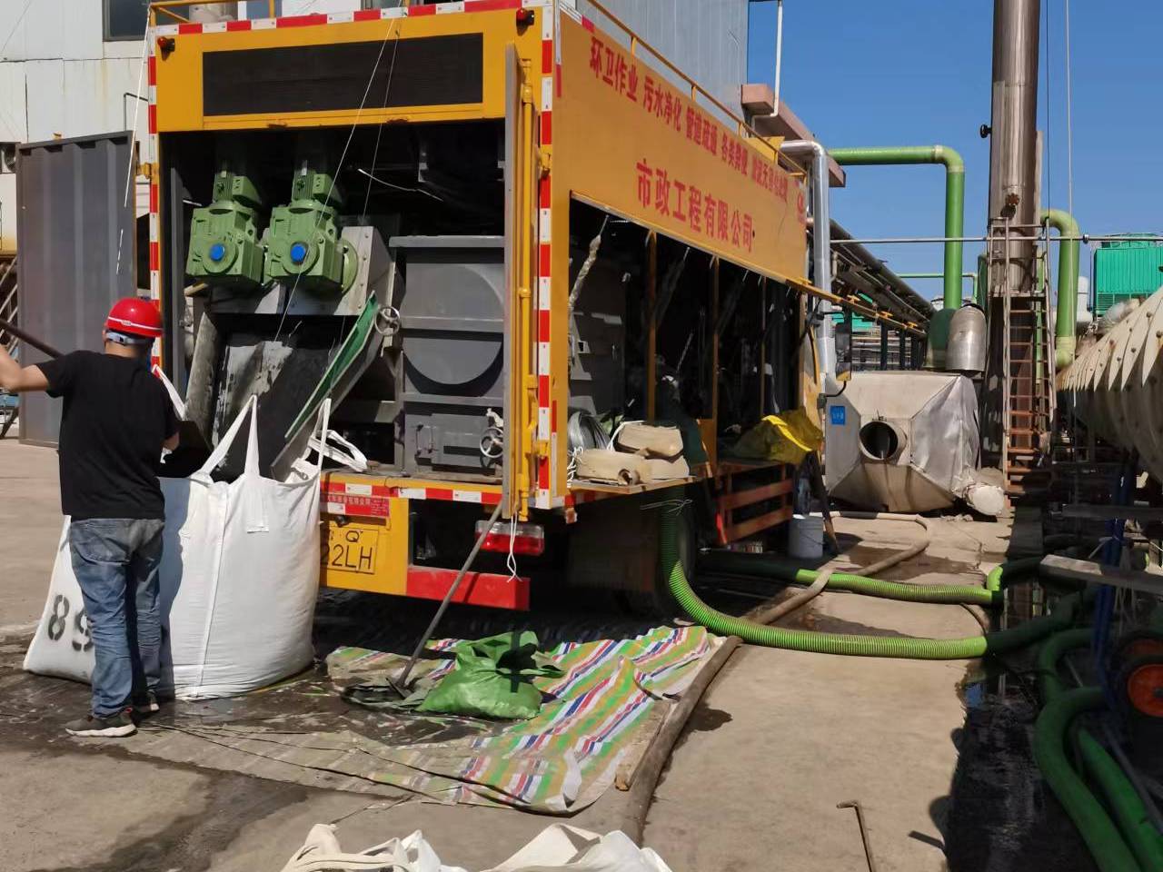 景谷淤泥压干处理